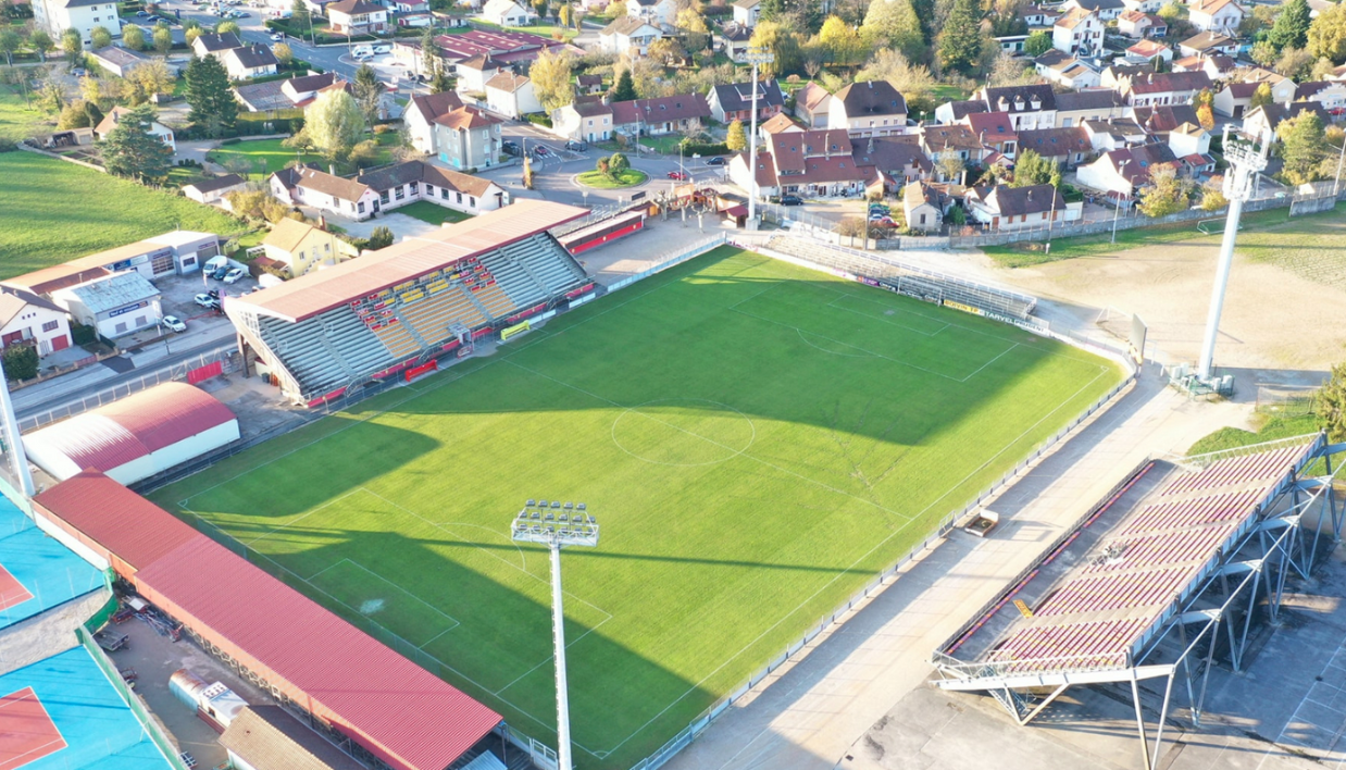 Hébergement Parc des sports du bram louhans cuiseaux fc CAP JUNIORS